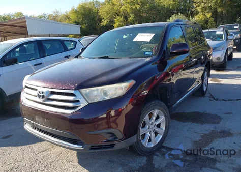 2011 Toyota Highlander z USA, uszkodzony, nr VIN 5TDZA3EH3BS015354